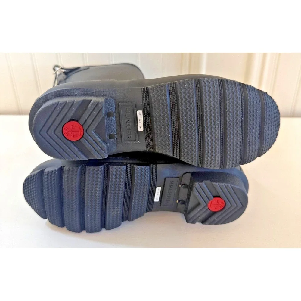 Hunter Rain Boots Womens Size 7 Black Rubber Mid‎ Calf Waterproof Logo Buckle